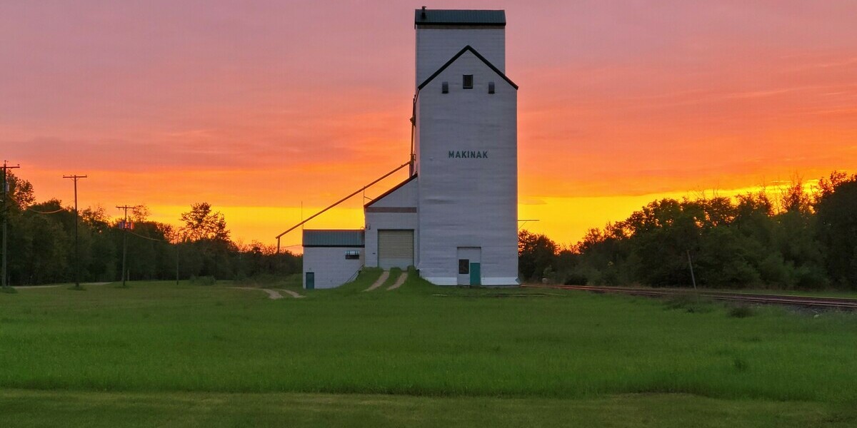 Sunset in Makinak